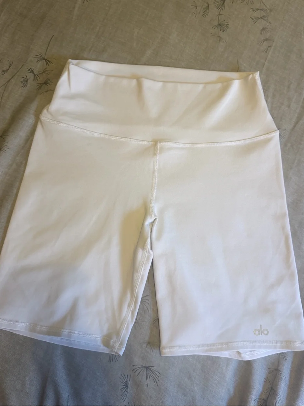 ALO Yoga High-Waist White Biker Shorts